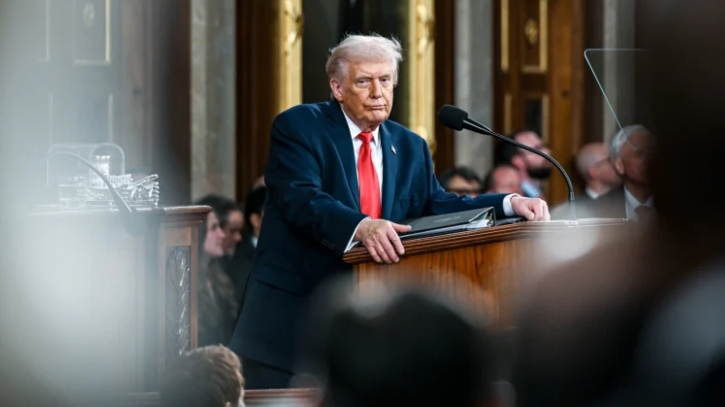 ট্রাম্পের আহ্বান, ইরানিদের সরকার দখলে নিতে বললেন