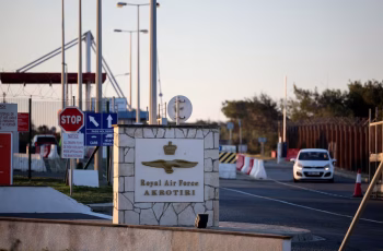 সাইপ্রাসের ব্রিটিশ বিমানবাহিনী ঘাঁটিতে ড্রোন হামলা