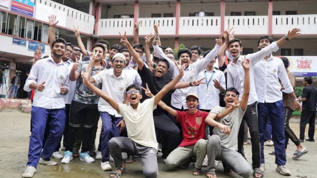 স্কুলে ভর্তিতে লটারি পদ্ধতি বাতিল, ভর্তি পরীক্ষা হবে