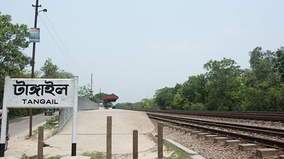 টাঙ্গাইলের কালিহাতিতে ট্রেন দুর্ঘটনায় ৫ জন নিহত