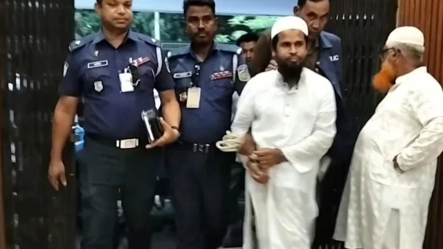 মদনে মাদ্রাসা শিক্ষকের ধর্ষণ মামলায় রিমান্ড শেষে কারাগারে পাঠানো