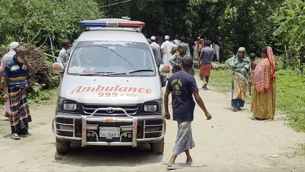 সড়ক দুর্ঘটনায় ৫ জেলায় ৯ জনের মৃত্যু