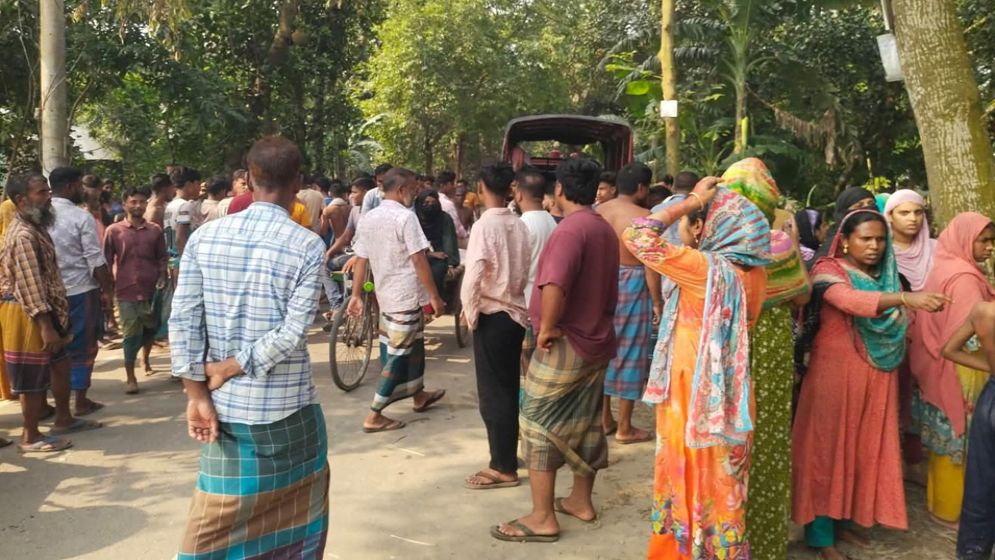 জামালপুরে পুকুর থেকে ভ্যানচালকের মরদেহ উদ্ধার