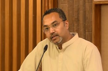 মহাসড়কে চাঁদাবাজি নিয়ন্ত্রণে গরুর দাম সহনীয়: মাহদী আমিন