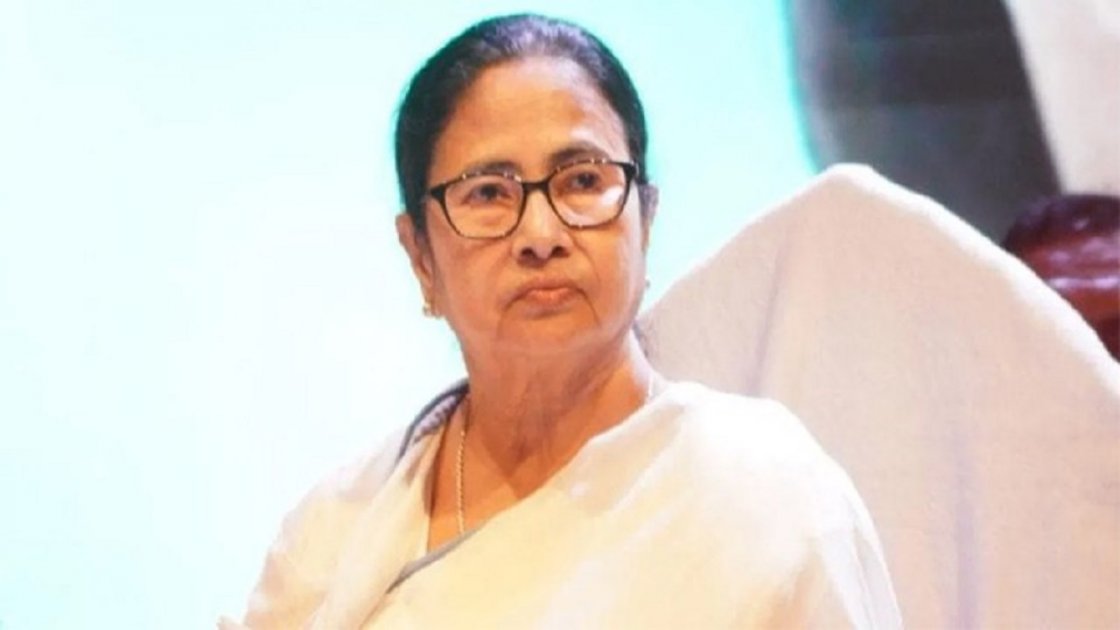 মমতার বক্তব্যে বাংলাদেশে হত্যাকাণ্ডের প্রসঙ্গ, বিজেপির সমালোচনা