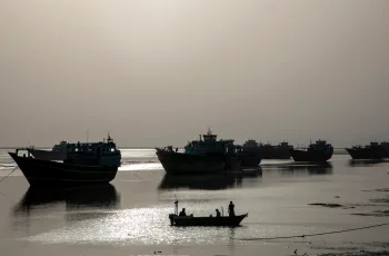 ইরান কুয়েত ও বাহরাইনে ক্ষেপণাস্ত্র হামলা, উত্তেজনা বাড়ছে