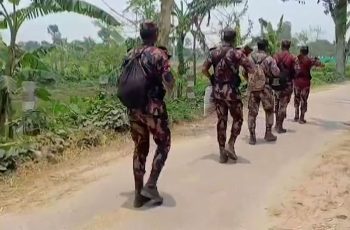 পাঁচবিবি সীমান্তে বিএসএফের বেড়া দেওয়ার চেষ্টা, বিজিবির বাধা