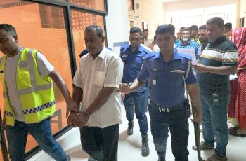 ঝিনাইদহে অ্যাম্বুলেন্স চালকের অবহেলায় রোগীর মৃত্যু, আটক চালক