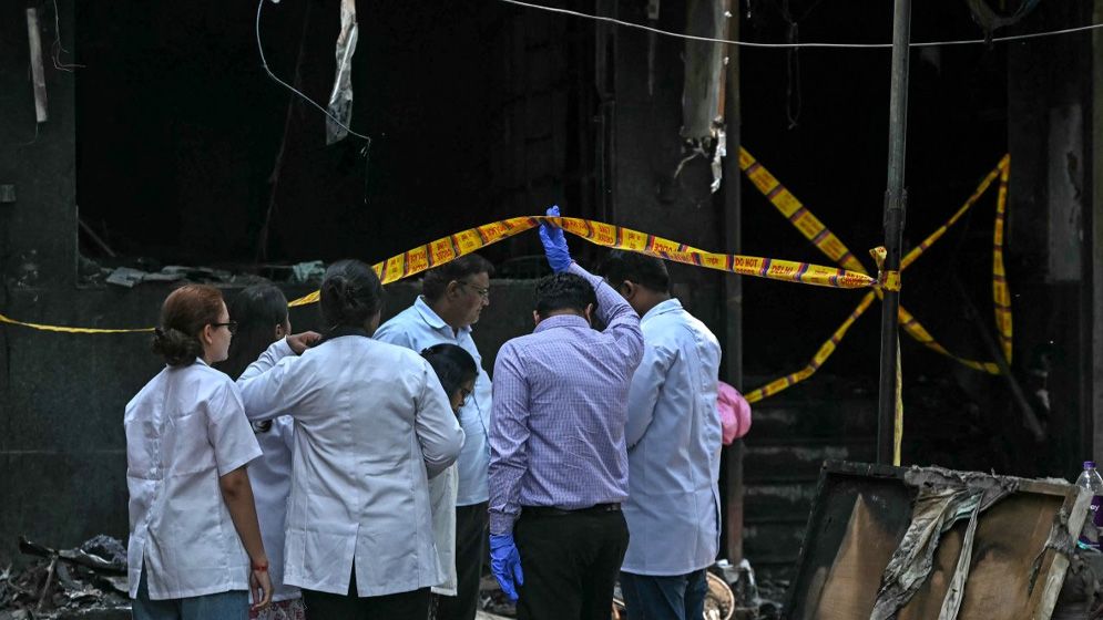 দিল্লির হোটেলে অগ্নিকাণ্ড: ৫ বাংলাদেশি আহত, ৩ জনের অবস্থা গুরুতর