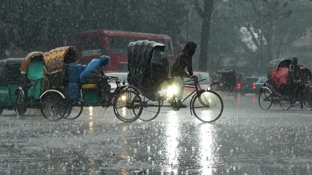 ঢাকাসহ ৪০ জেলার জন্য ৪৮ ঘণ্টায় বৃষ্টির পূর্বাভাস
