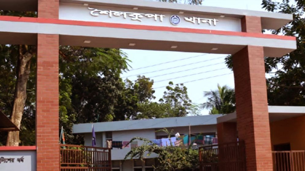 শৈলকুপায় সংঘর্ষে আহত ৬০, পুলিশ মোতায়েন
