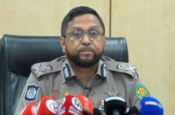 প্রধানমন্ত্রীর রেড টেলিফোনের তার চুরির ঘটনায় দুইজন গ্রেফতার
