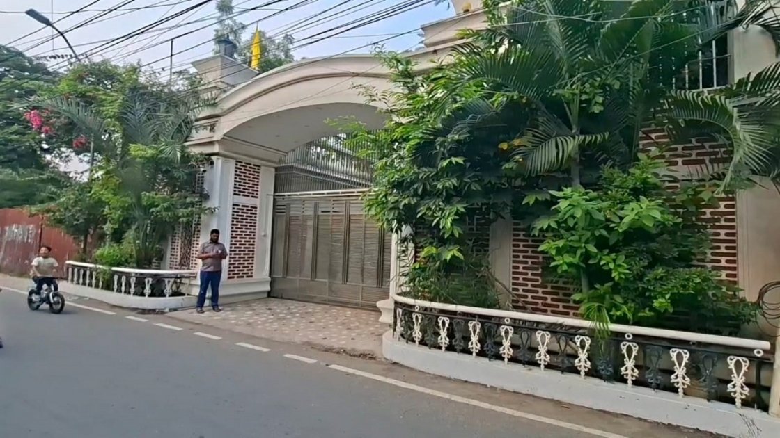 নারায়ণগঞ্জে আইভীর বাড়ির সামনে পুলিশের সিসি ক্যামেরা স্থাপন
