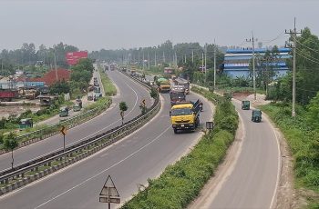 ঢাকা-টাঙ্গাইল-যমুনা সেতু মহাসড়কে যানজট পরিস্থিতি স্বাভাবিক