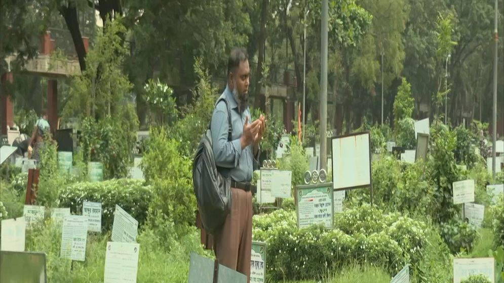ঢাকায় মৃত্যুর পর কবরের সংকট: নতুন সংগ্রামের শুরু