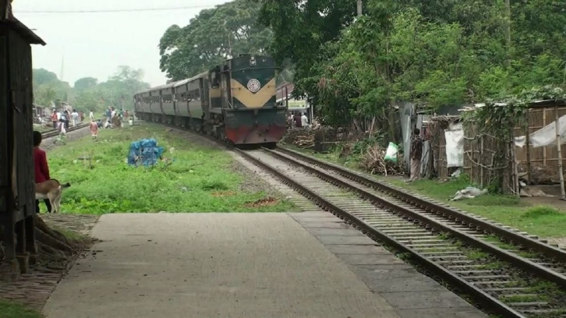 নাটোরে অরক্ষিত রেলগেটে দুর্ঘটনার সংখ্যা বাড়ছে