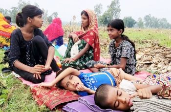 ঠাকুরগাঁও সীমান্তে ১১ বাংলাদেশি নাগরিকের মানবেতর জীবনযাপন