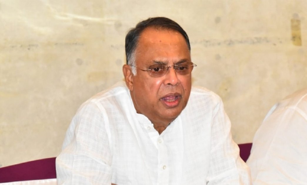 লোডশেডিংয়ের জন্য বিদ্যুৎ ঘাটতি নয়, দাবি মন্ত্রীর