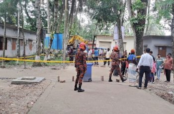 শরীয়তপুরে হাসপাতাল প্রাঙ্গণে রহস্যজনক ধোঁয়া ও তাপ বৃদ্ধি