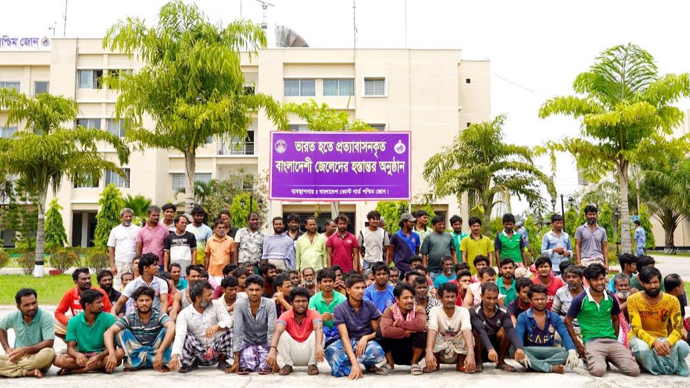 ভারত থেকে ফিরলো আটক ৯১ বাংলাদেশি জেলে