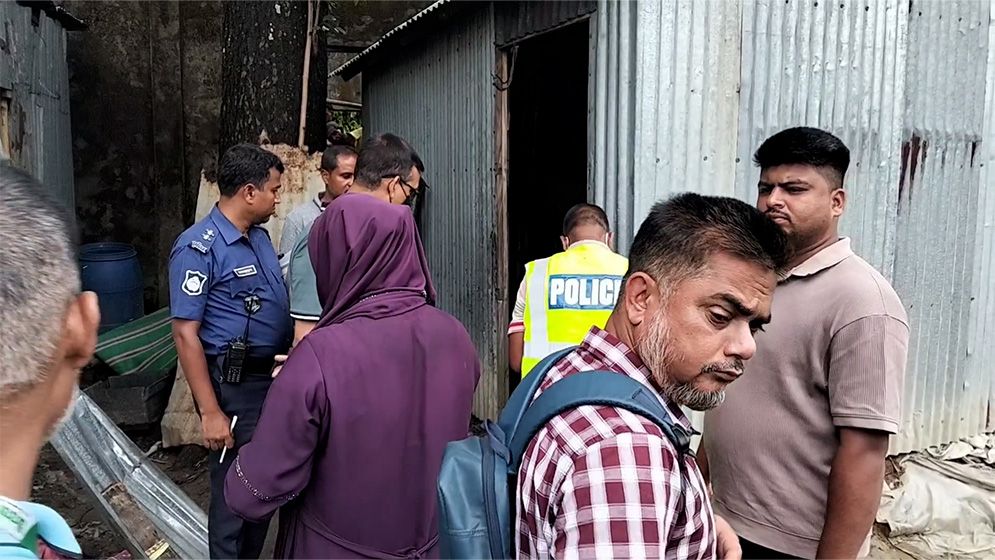 নেত্রকোণায় খাবার দিতে দেরি হওয়ায় মাকে হত্যা