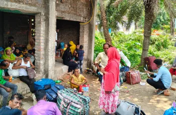 ভারতের পশ্চিমবঙ্গে মুসলিম বাংলাদেশিদের বিরুদ্ধে কঠোর পদক্ষেপ