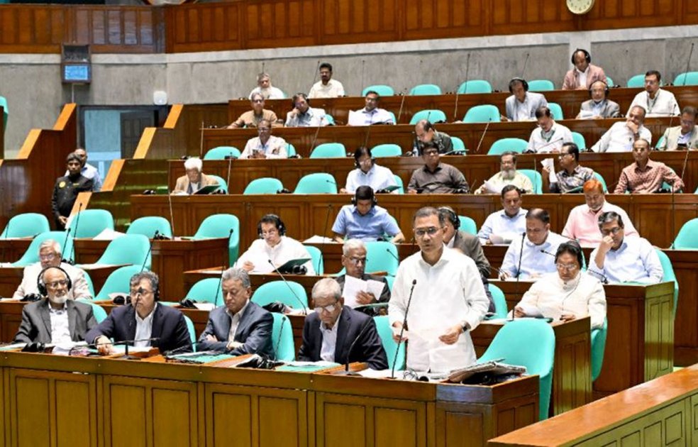 সরকারি শূন্য পদ পূরণে নিয়োগের আশ্বাস প্রধানমন্ত্রীর