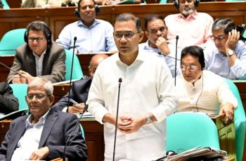 প্রধানমন্ত্রীর ব্যাখ্যা: বিরোধী এমপির এলাকায় নারী এমপিদের দায়িত্ব