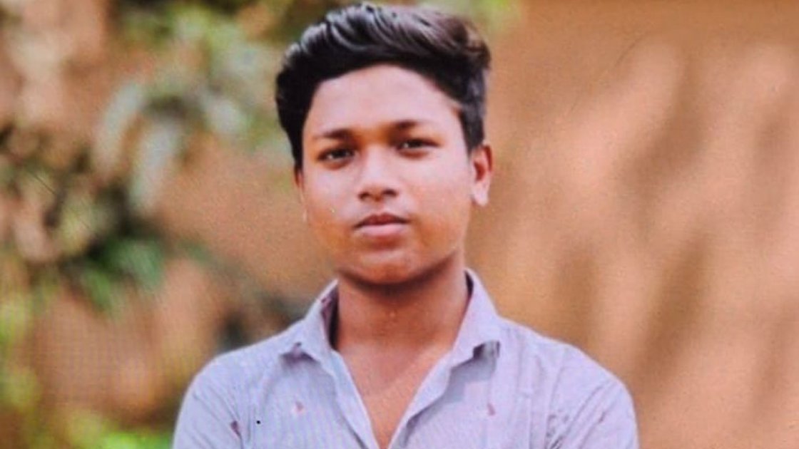 নোয়াখালীতে স্কুলছাত্র হত্যা: মাদক ব্যবসায়ীদের হামলায় নিহত