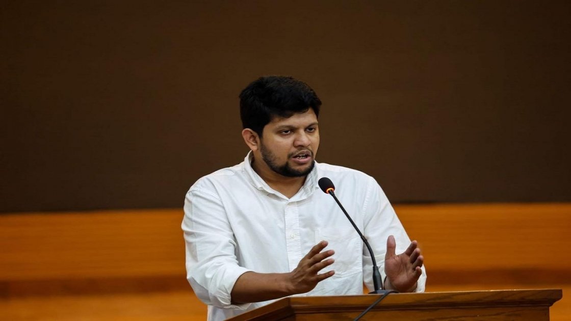 জীবন বাঁচাতে চুপ আছি, গালিবাজির রাজনীতি থামছে না: মাহফুজ আলম