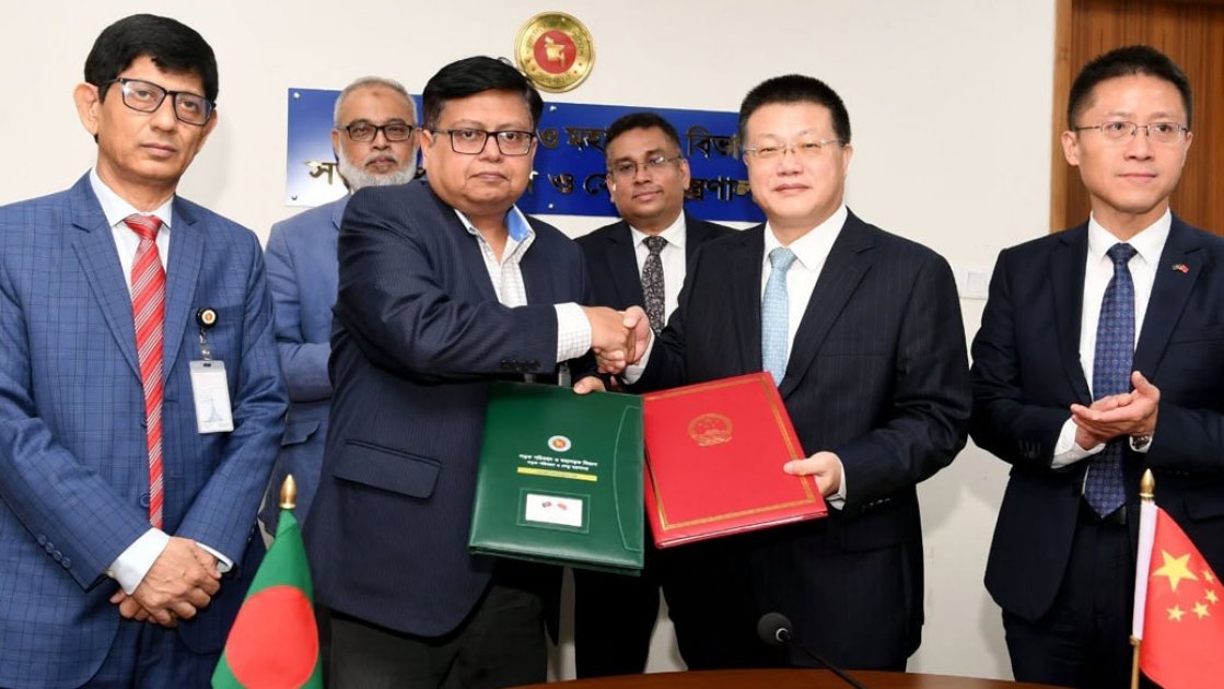 বাংলাদেশ-চীন মৈত্রী সেতু নির্মাণে চুক্তি স্বাক্ষর