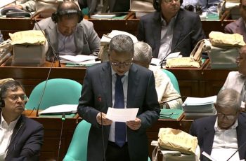 সরকারি চাকরিজীবীদের বেতন-ভাতা বাড়ছে ২০২৬-২৭ বাজেটে