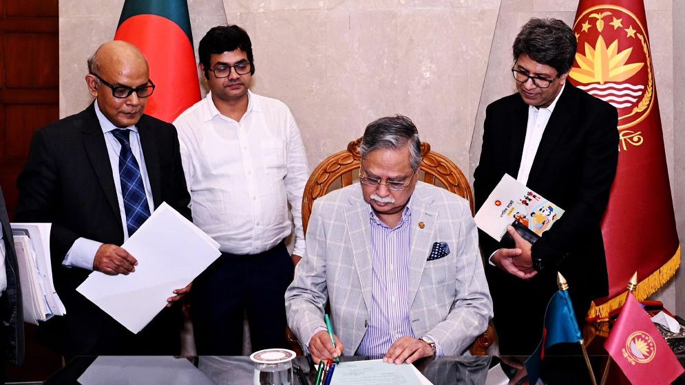 রাষ্ট্রপতির স্বাক্ষরে ২০২৬-২৭ অর্থবছরের বাজেট অনুমোদন