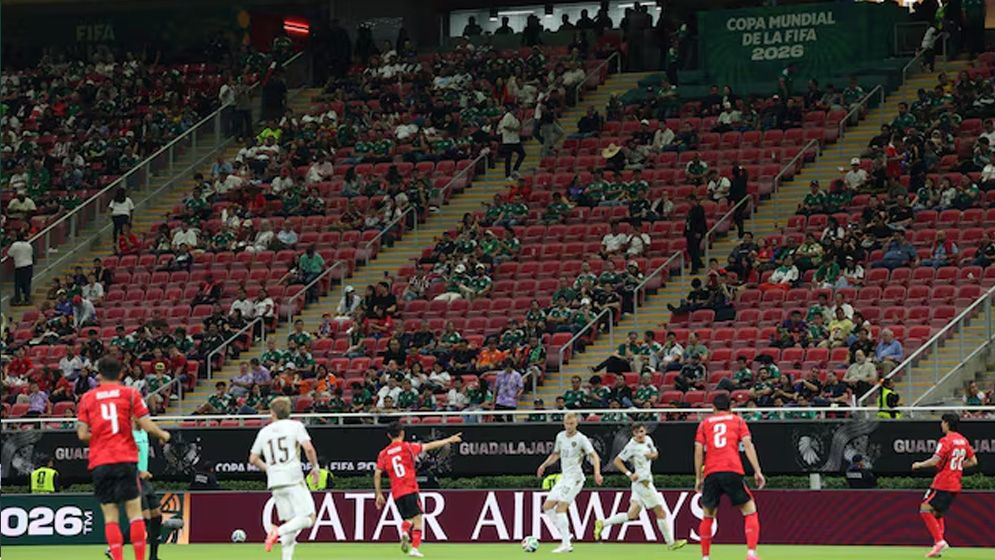 বিশ্বকাপে টিকিটের দাম নিয়ে উদ্বেগ, খালি আসন দেখা যাচ্ছে