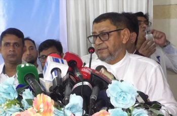 সরকার স্বাস্থ্যসেবাকে জনগণের দোরগোড়ায় পৌঁছে দিতে প্রতিশ্রুতিবদ্ধ