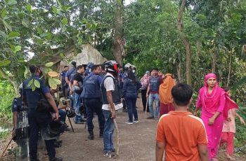 মাদারীপুরে সংঘর্ষে আহত ১০, শতাধিক ককটেল বিস্ফোরণ