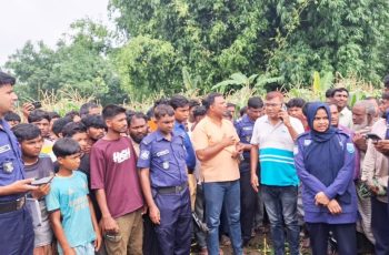 লালমনিরহাটে শিশুর মরদেহ উদ্ধার, পুলিশের সঙ্গে সংঘর্ষ