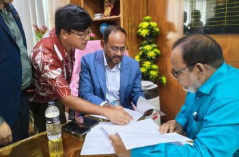টাঙ্গাইল মেডিকেল কলেজ হাসপাতালে প্রতিমন্ত্রীর আকস্মিক পরিদর্শন ও অসন্তোষ প্রকাশ