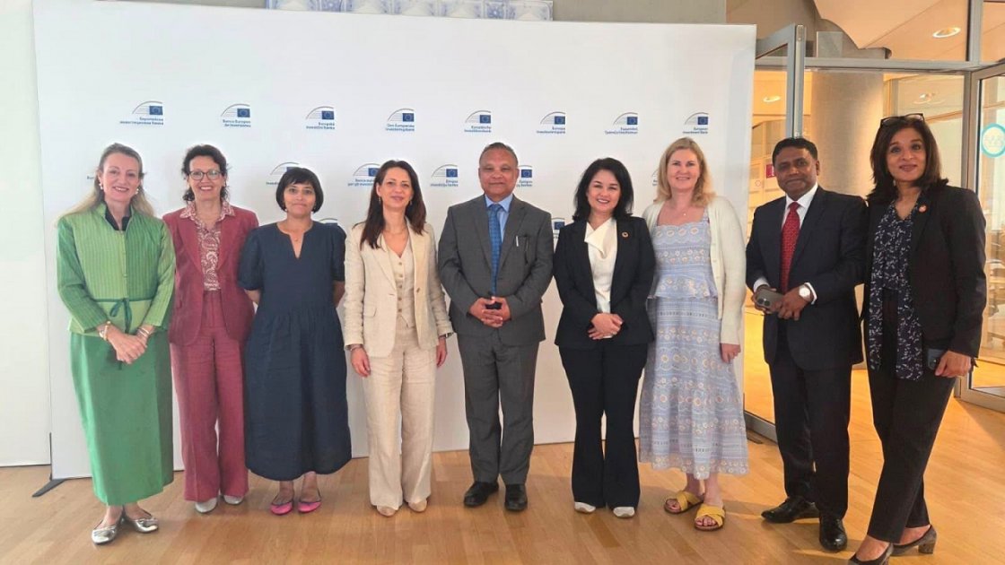 বাংলাদেশের স্বাস্থ্যব্যবস্থার উন্নয়নে ইআইবি’র সহযোগিতা
