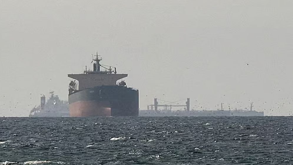 ইরানের ১১ জাহাজের হরমুজ প্রণালী পারাপার, মার্কিন সমঝোতার প্রভাব