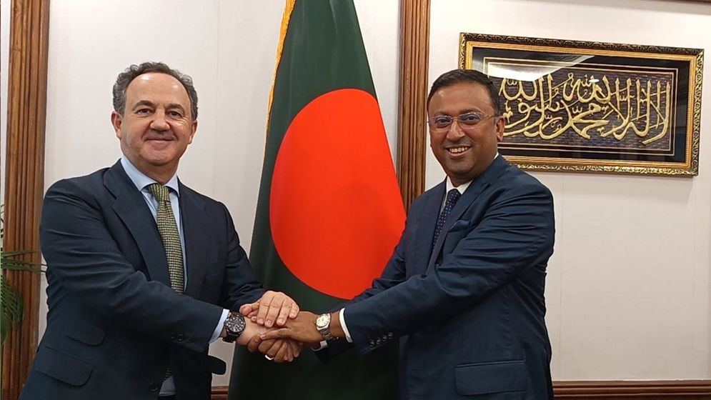 স্পেনের রাষ্ট্রদূতের সঙ্গে পররাষ্ট্র উপদেষ্টার সাক্ষাৎ