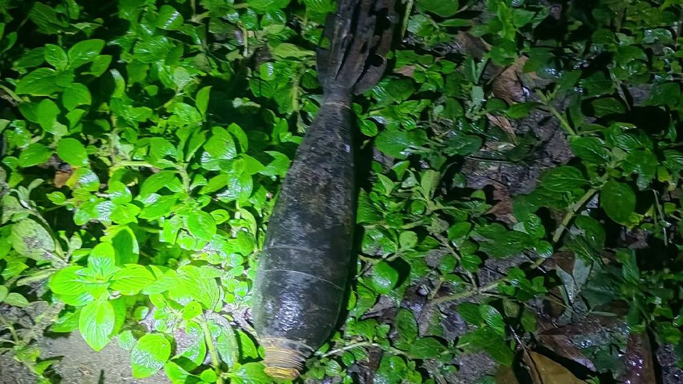 পঞ্চগড়ে বালি-পাথর উত্তোলনের সময় মিললো পরিত্যক্ত মর্টার শেল