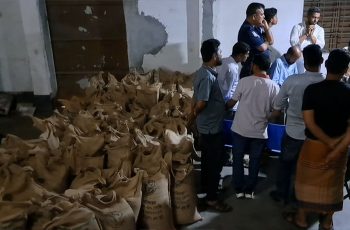 শেরপুরে খাদ্যবান্ধব কর্মসূচির ৩৩ টন চাল জব্দ, আটক ১