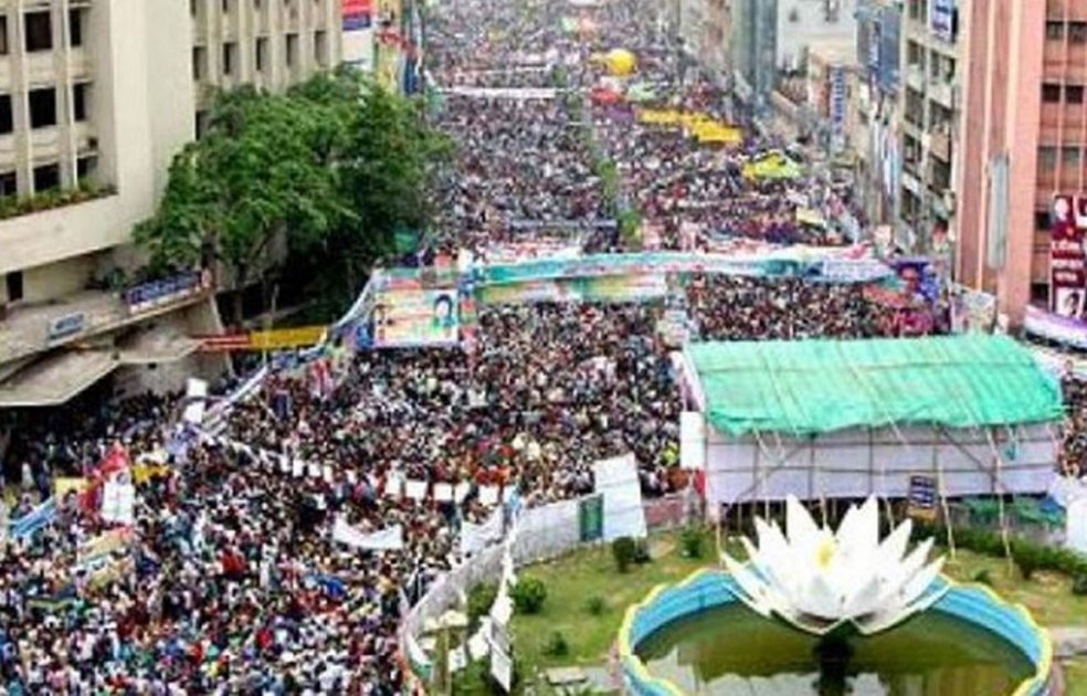 শাপলা চত্বরে হত্যাকাণ্ডের তদন্তে টিভি ফুটেজ সংগ্রহ