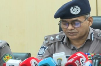 রাজধানীর ওয়ারী এলাকায় অস্ত্র-মাদক কারবারের গডফাদার গ্রেফতার