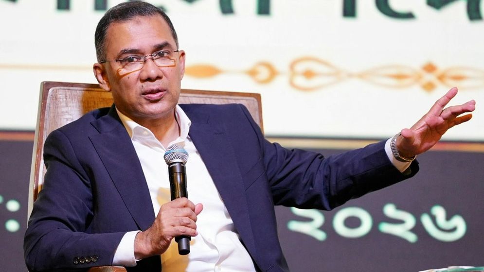 মালয়েশিয়ায় বন্দি ২ হাজার বাংলাদেশিকে মুক্তির আশ্বাস প্রধানমন্ত্রীর
