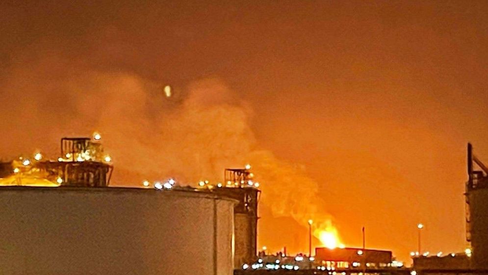 কাতারের রাস লাফান গ্যাস টার্মিনালে বিস্ফোরণ, ১৮ নিখোঁজ, ৫৪ আহত