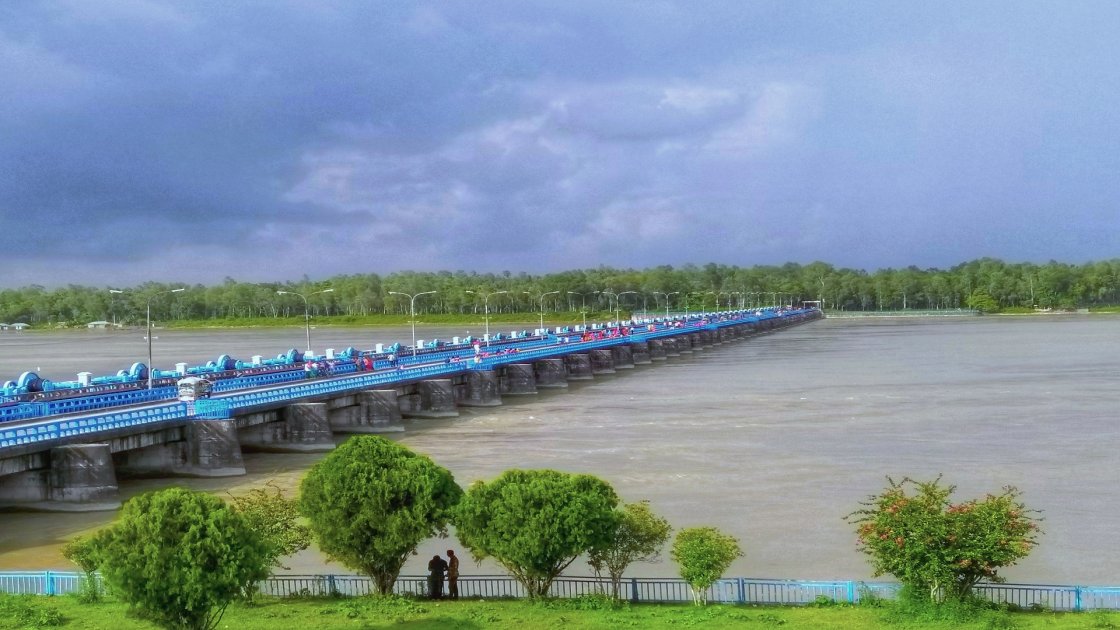 পাহাড়ি ঢল ও বৃষ্টিতে তিস্তার পানি বৃদ্ধি পাচ্ছে