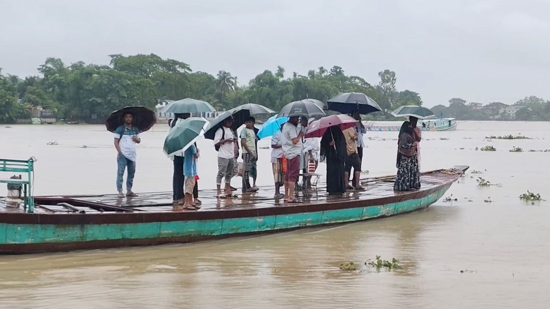 সুনামগঞ্জে টানা বৃষ্টিতে নদ-নদীর পানি বাড়ছে, বন্যার আশঙ্কা