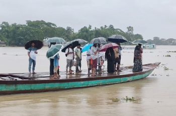 সুনামগঞ্জে টানা বৃষ্টিতে নদ-নদীর পানি বাড়ছে, বন্যার আশঙ্কা